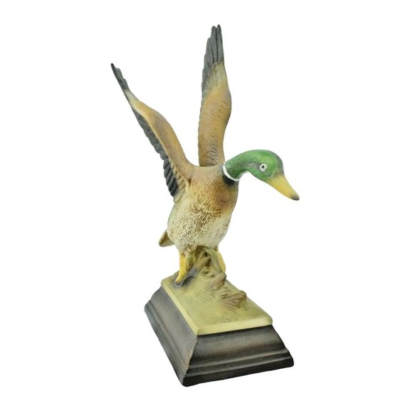 Birds in Flight Flight of the Mallard Special Edition 9 inch Porcelain Figure - Picture 2 of 7